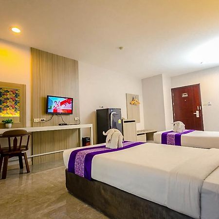 Embryo Hotel Pattaya Buitenkant foto